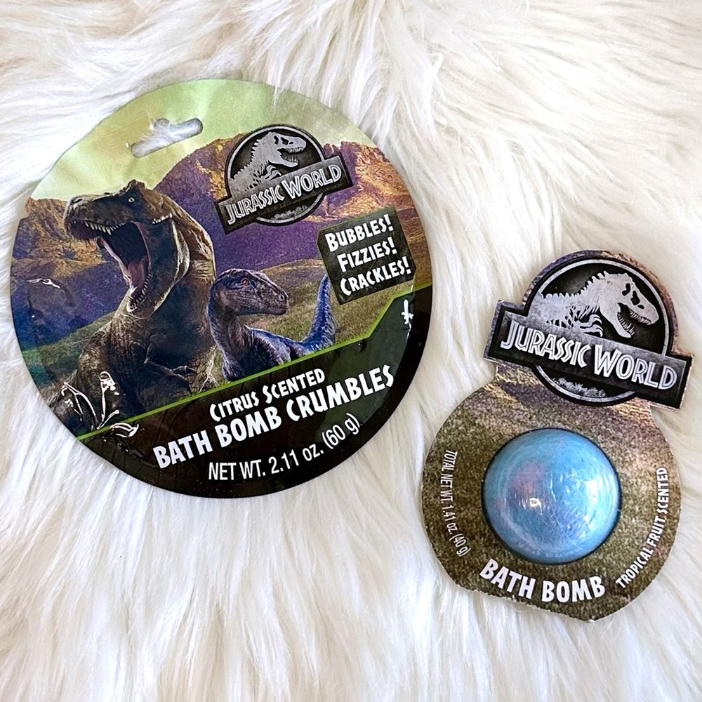 Jurassic World Citrus Bath Crumbles & Tropical Fruit Bath Bomb Dinosaur Spa Set